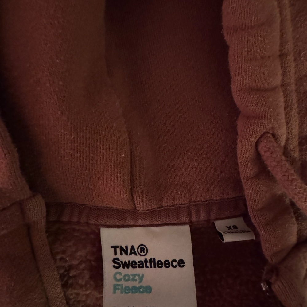 Aritzia zip up - Picture 2 of 2